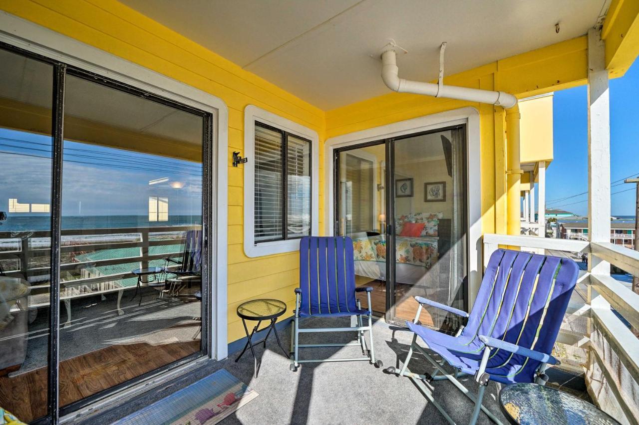 Breezy Beach Retreat With 180-Degree Ocean Views! Appartement Carolina Beach Buitenkant foto